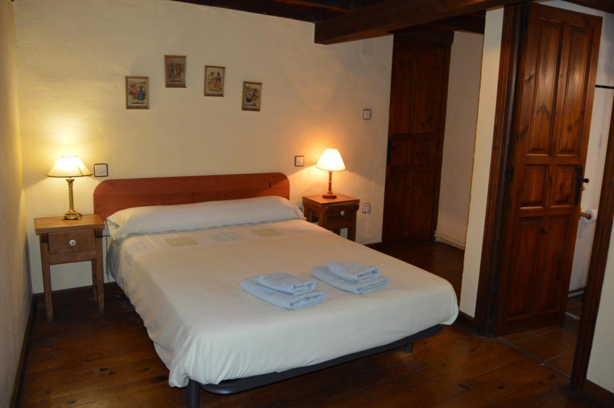 Pensjonat Casa Simon Cervera De Pisuerga Zewnętrze zdjęcie