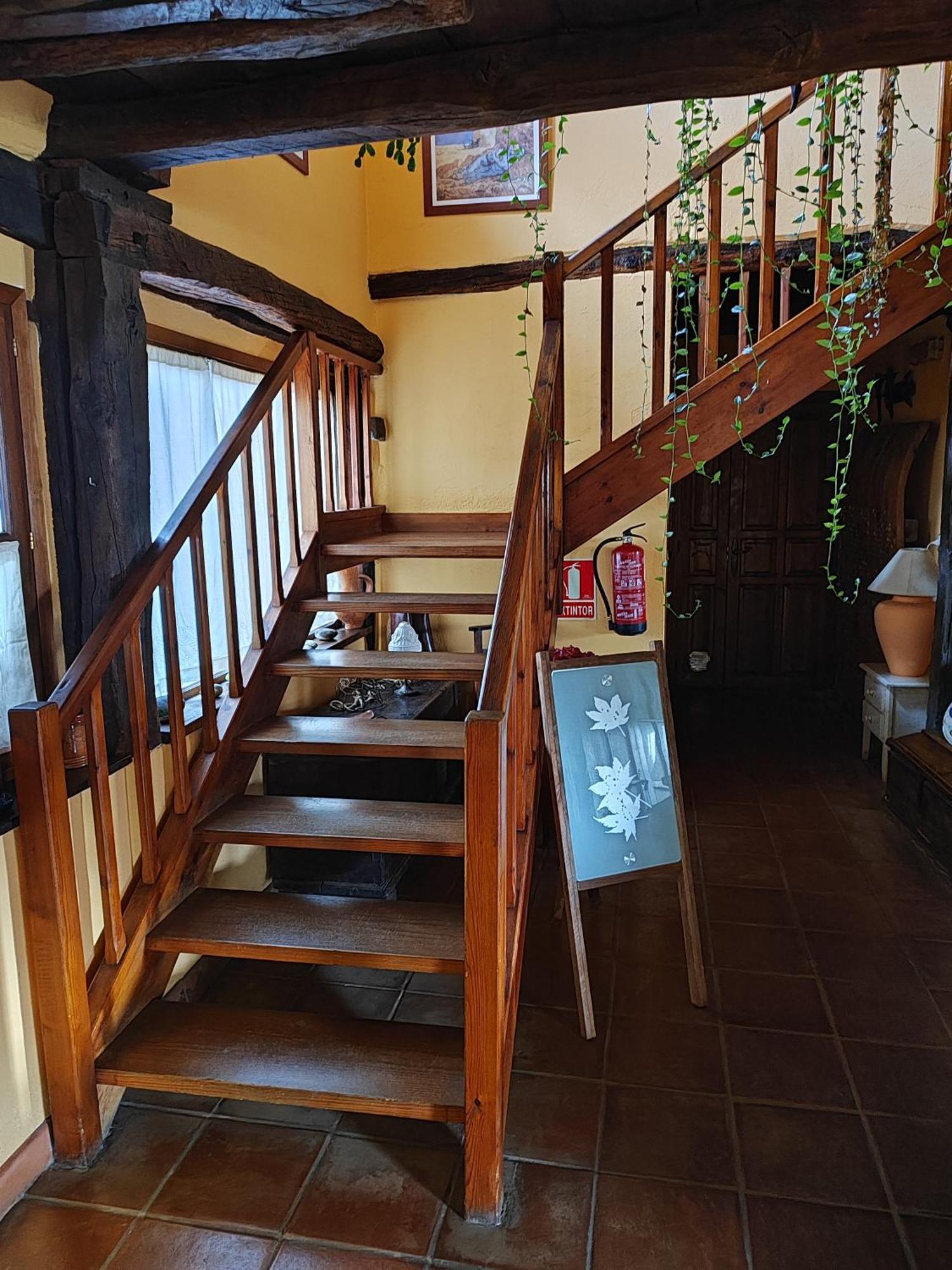 Pensjonat Casa Simon Cervera De Pisuerga Zewnętrze zdjęcie