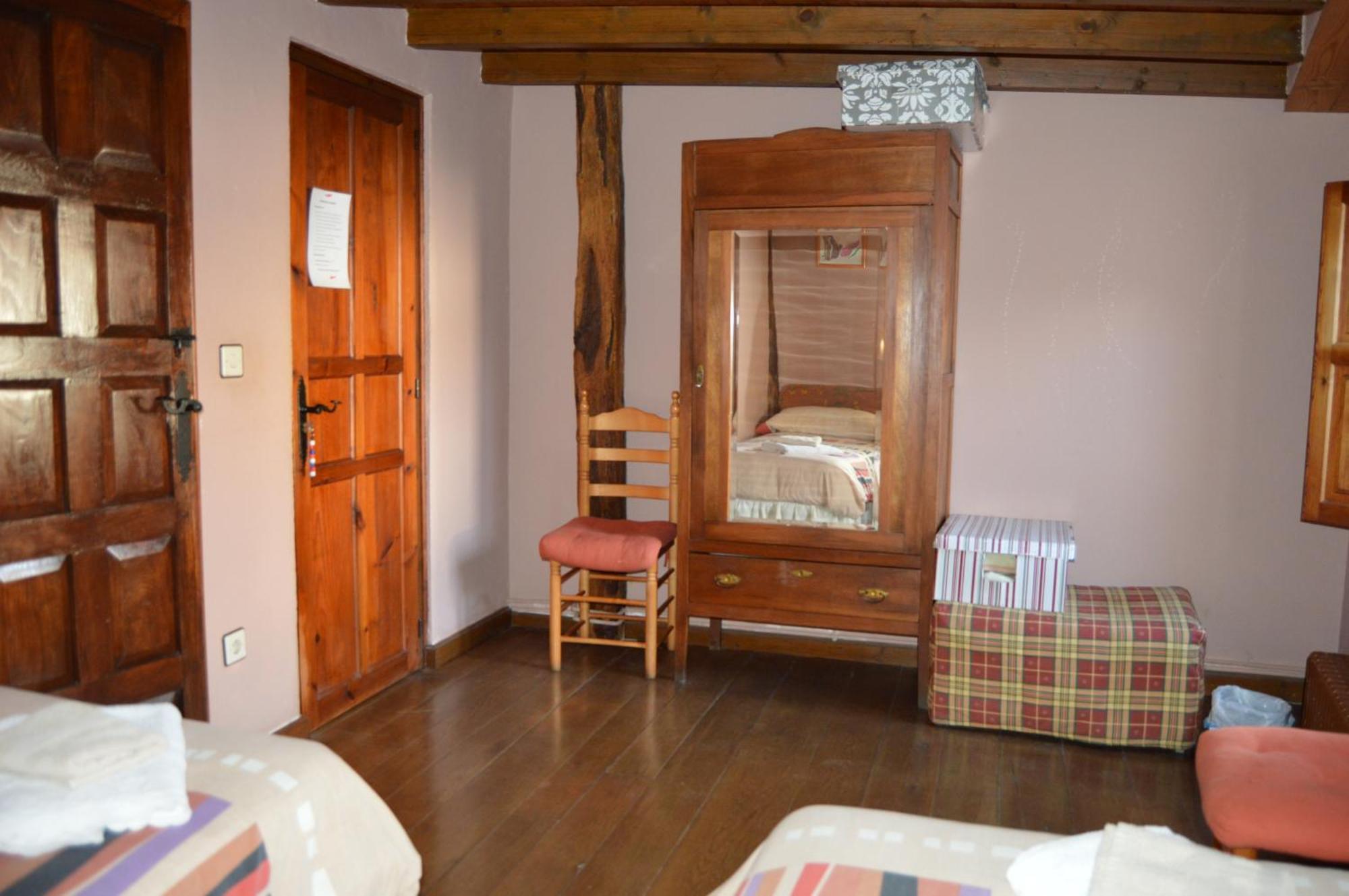Pensjonat Casa Simon Cervera De Pisuerga Zewnętrze zdjęcie