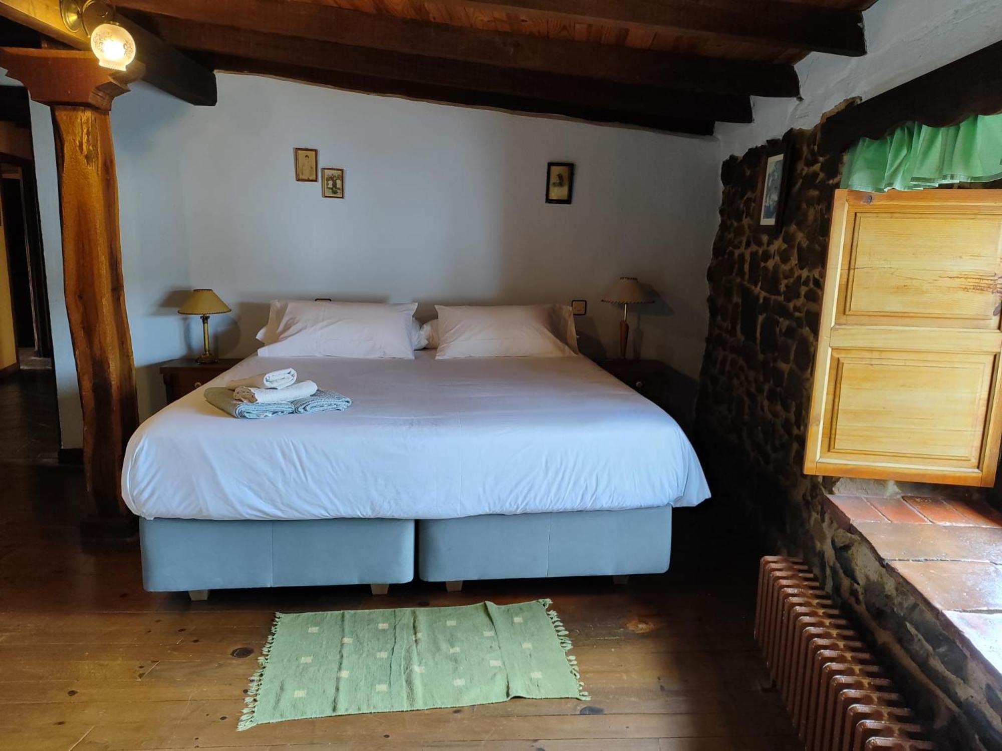 Pensjonat Casa Simon Cervera De Pisuerga Zewnętrze zdjęcie