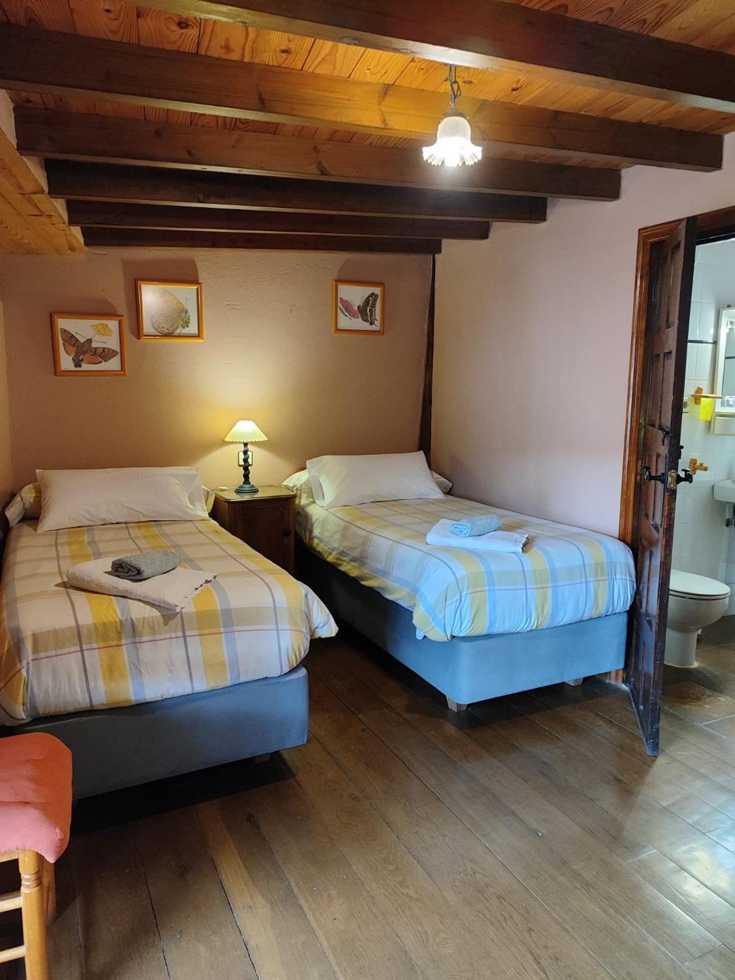 Pensjonat Casa Simon Cervera De Pisuerga Zewnętrze zdjęcie